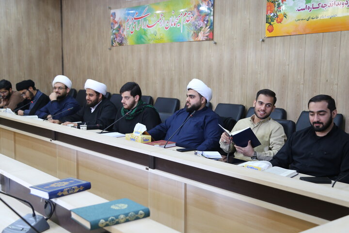 تصاویر/دوره دانش افزایی تجوید  قرآن کریم ویژه طلاب پایه 5 و6 برگزار شد