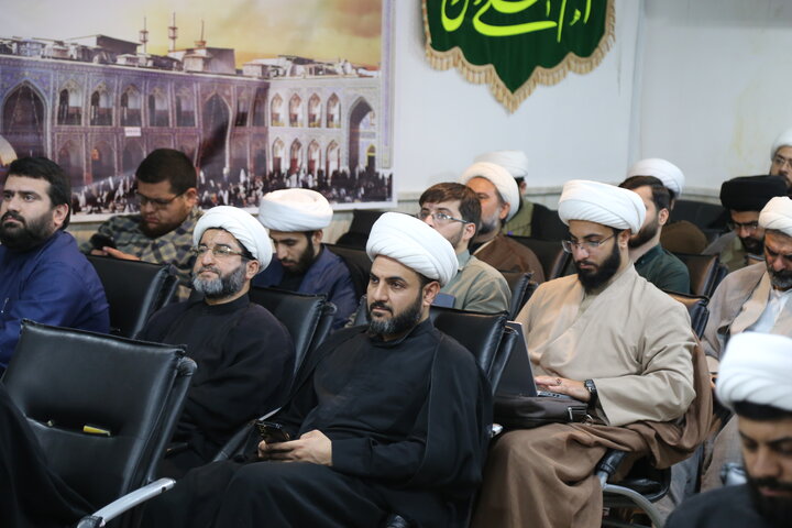 تصاویر/دوره جریان شناسی تاریخ معاصر با حضور طلاب سطوح عالی حوزه علمیه خوزستان برگزار شد