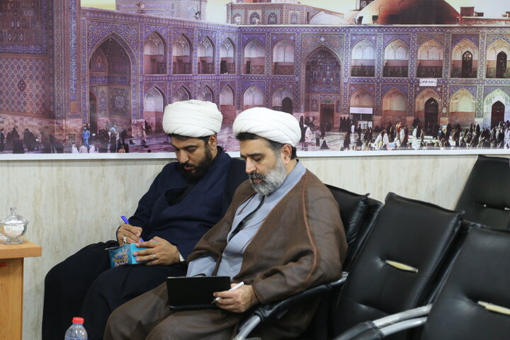 تصاویر/دوره جریان شناسی تاریخ معاصر با حضور طلاب سطوح عالی حوزه علمیه خوزستان برگزار شد