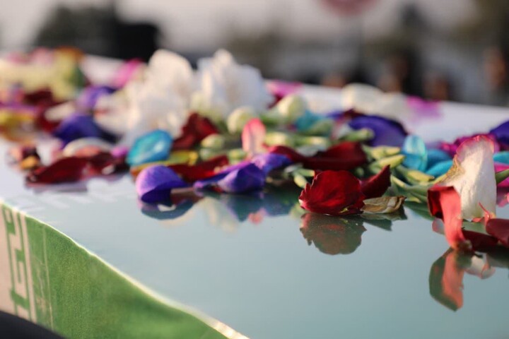 تصاویر/ استقبال از شهدای گمنام در استان سمنان با حضور پرشور مردم شهیدپرور سمنان در یادمان کوشک امام رضا(ع)