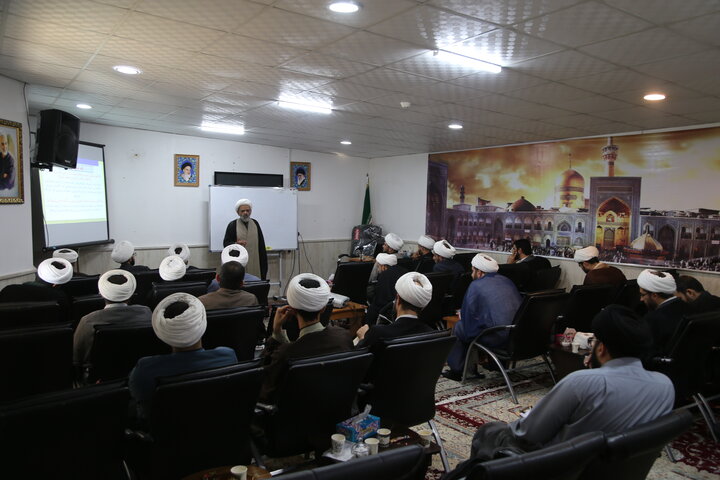 تصاویر/دوره دانش افزایی معاونین تهذیب مدارس حوزه علمیه خوزستان برگزار شد