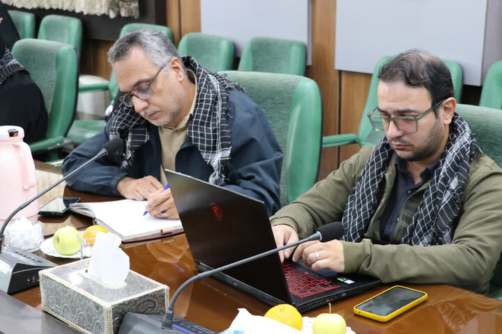 تصاویر/ نشست خبری اعلام برنامه های هفته بسیج ۱۴۰۴یزد