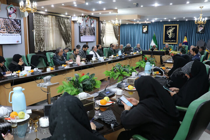 تصاویر/ نشست خبری اعلام برنامه های هفته بسیج ۱۴۰۴یزد