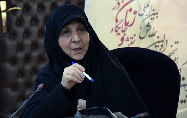 تصاویر/ نشست جایگاه زن در نظام معرفتی امام خمینی (ره)