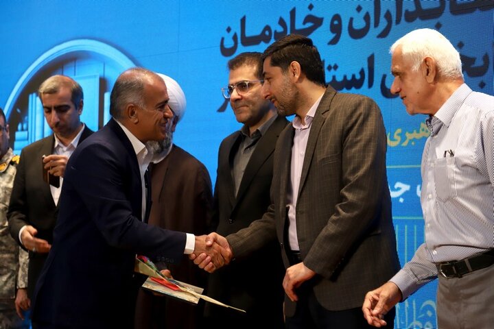 تصاویر/ آیین تجلیل از کتابداران و خادمان عرصه کتایون کتابخوانی استان بوشهر