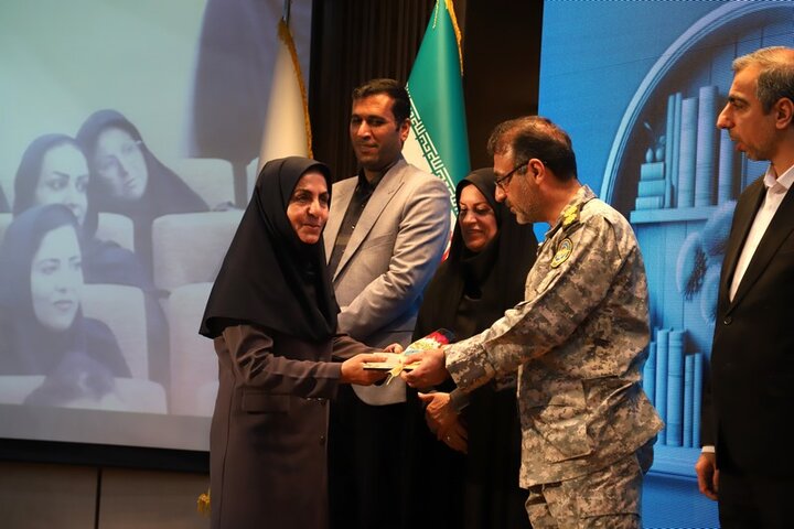 تصاویر/ آیین تجلیل از کتابداران و خادمان عرصه کتایون کتابخوانی استان بوشهر