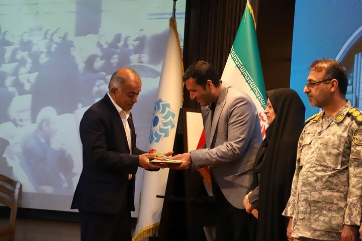 تصاویر/ آیین تجلیل از کتابداران و خادمان عرصه کتایون کتابخوانی استان بوشهر