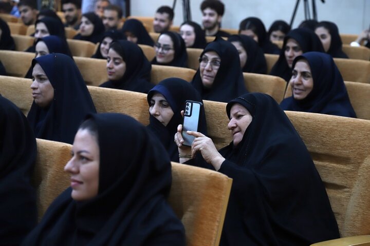 تصاویر/ آیین تجلیل از کتابداران و خادمان عرصه کتایون کتابخوانی استان بوشهر