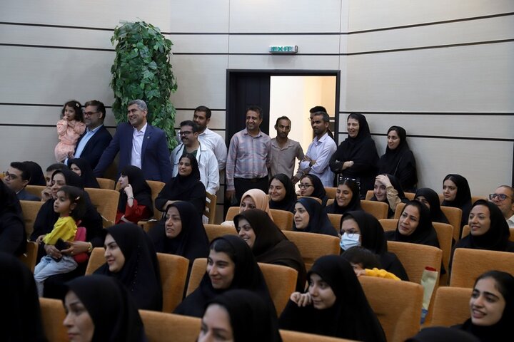 تصاویر/ آیین تجلیل از کتابداران و خادمان عرصه کتایون کتابخوانی استان بوشهر