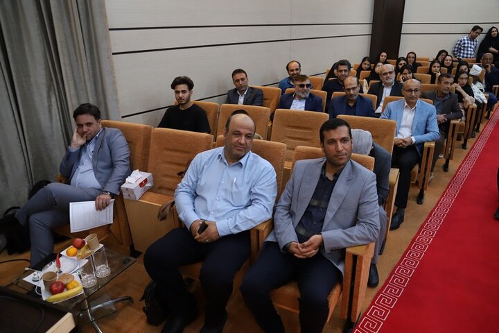 تصاویر/ آیین تجلیل از کتابداران و خادمان عرصه کتایون کتابخوانی استان بوشهر