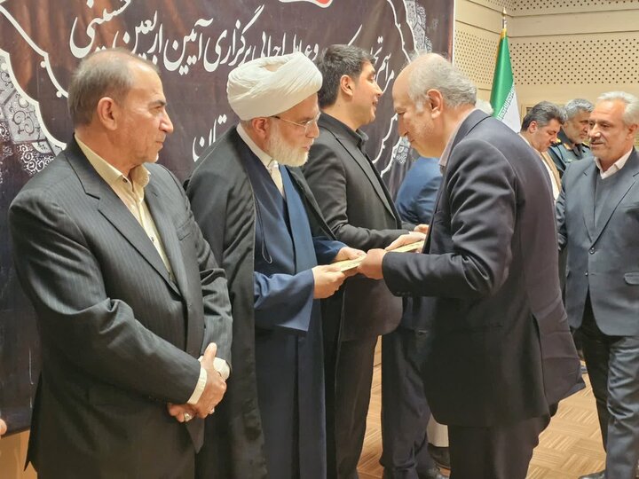 تصاویر/مراسم تجلیل از موکب‌داران و عوامل اجرایی برگزاری آیین اربعین حسینی سال ۱۴۰۴ کردستان