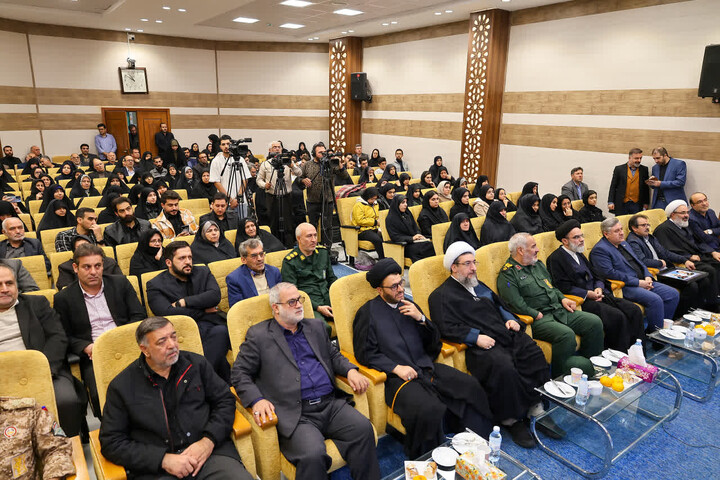 تصاویر |  مراسم پاسداشت نقش‌آفرینی بانوان قهرمان ایرانی در تبریز