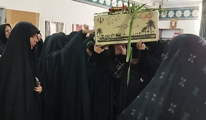 تصاویر/ شهید گمنام میهمان بانوان طلبه مدرسه علمیه ریحانه‌النبی‌ رفسنجان