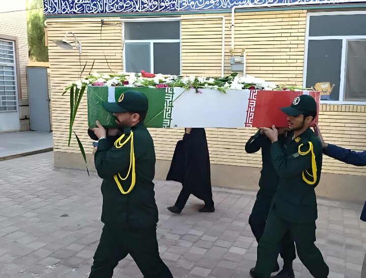 تصاویر/ شهید گمنام میهمان بانوان طلبه مدرسه علمیه ریحانه‌النبی‌ رفسنجان