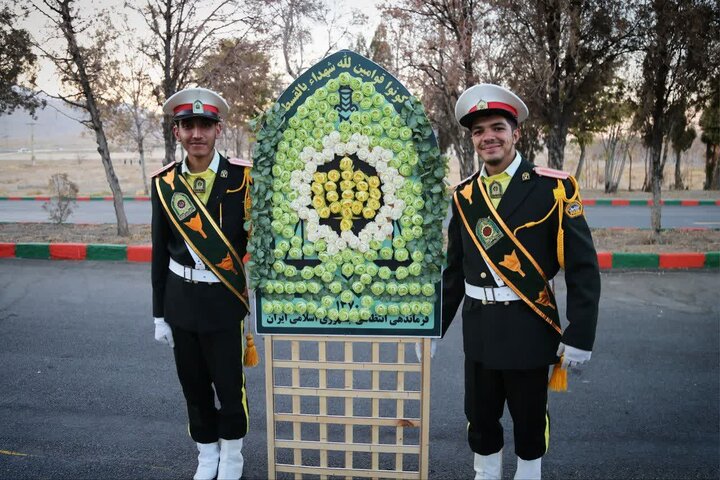 تصاویر/استقبال از پیکر مطهر شهدای گمنام در آموزشگاه علمی تخصصی مالک اشتر فراجا اراک