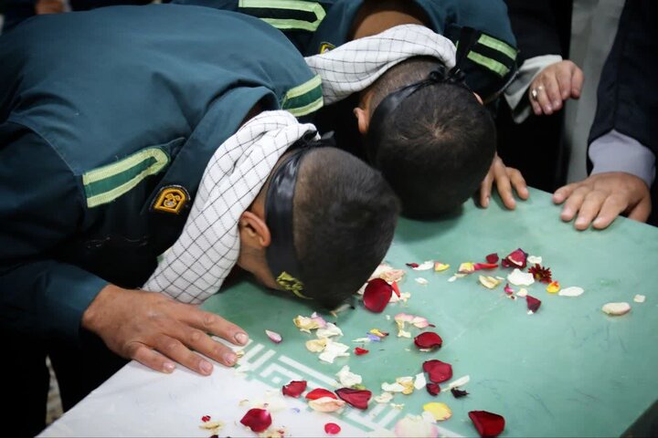 تصاویر/استقبال از پیکر مطهر شهدای گمنام در آموزشگاه علمی تخصصی مالک اشتر فراجا اراک