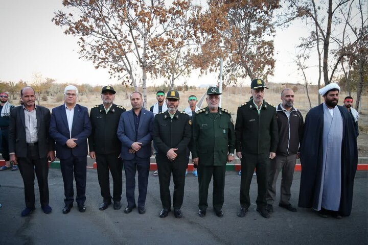 تصاویر/استقبال از پیکر مطهر شهدای گمنام در آموزشگاه علمی تخصصی مالک اشتر فراجا اراک