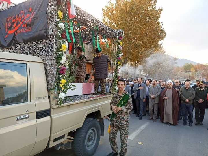 تصاویر/مراسم استقبال و تشییع پیکر مطهر شهید گمنام در شهرستان شازند