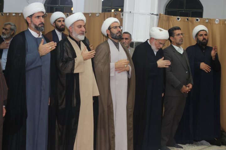 تصاویر/مراسم باشکوه عزاداری ایام  فاطمیه در مسجد امام حسین (ع) کامیاران
