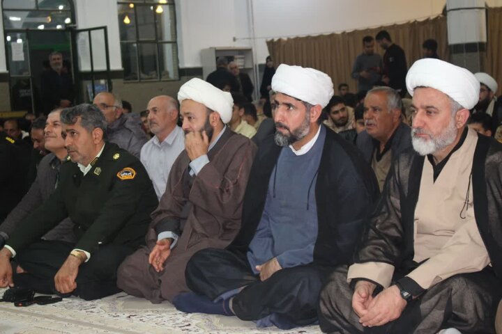 تصاویر/مراسم باشکوه عزاداری ایام  فاطمیه در مسجد امام حسین (ع) کامیاران