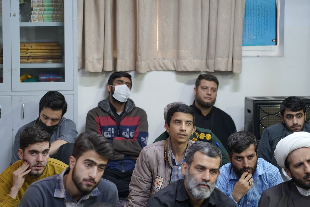 تصاویر/ نشست سیاسی با حضور حجت‌الاسلام طائب