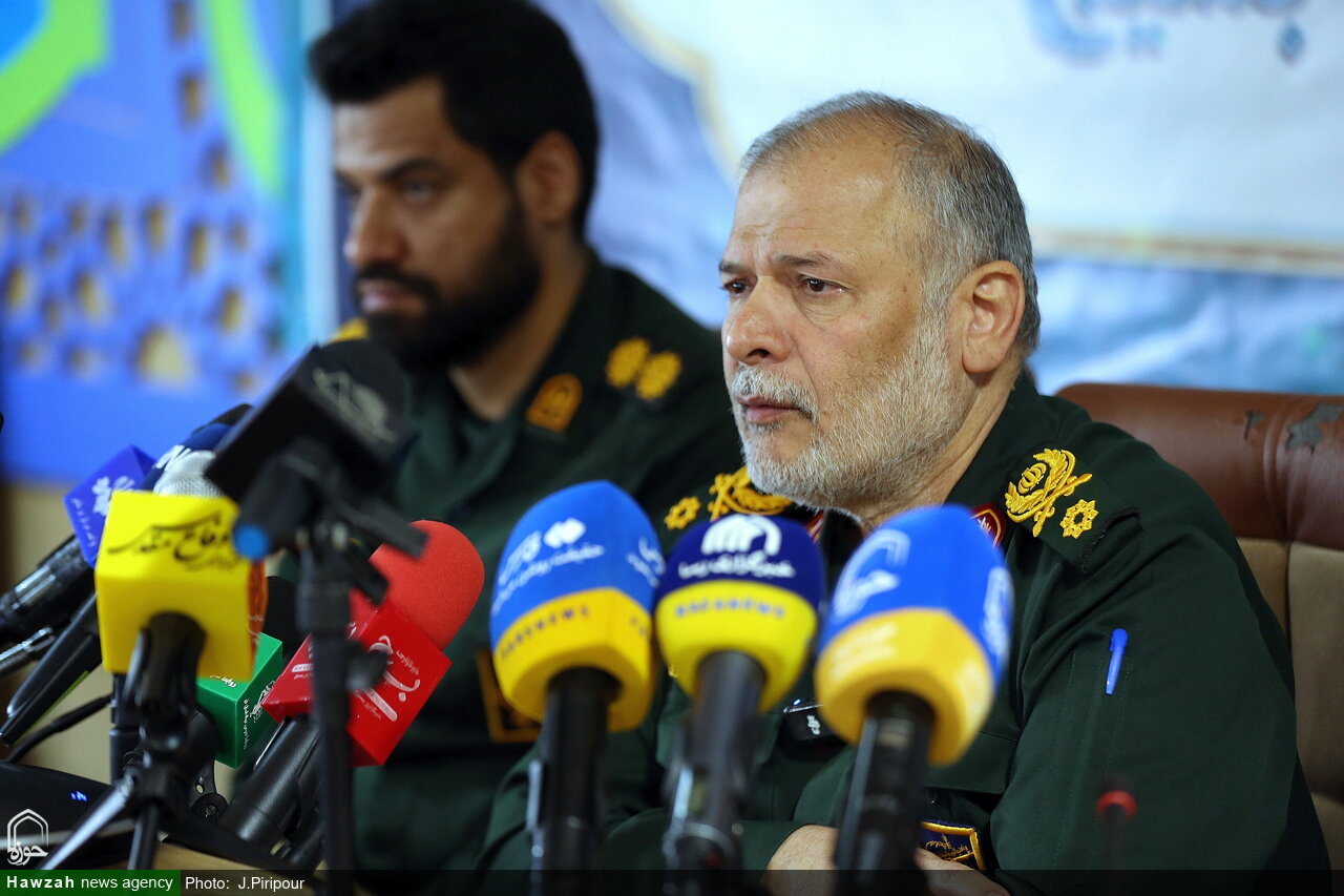 اجرای ۱۴۰۴ برنامه در هفته بسیج استان قم / بسیج؛ الگوی جهانی مقاومت اسلامی