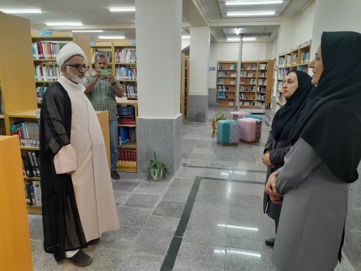 زمینه حضور نسل جوان در کتابخانه‌ها فراهم شود