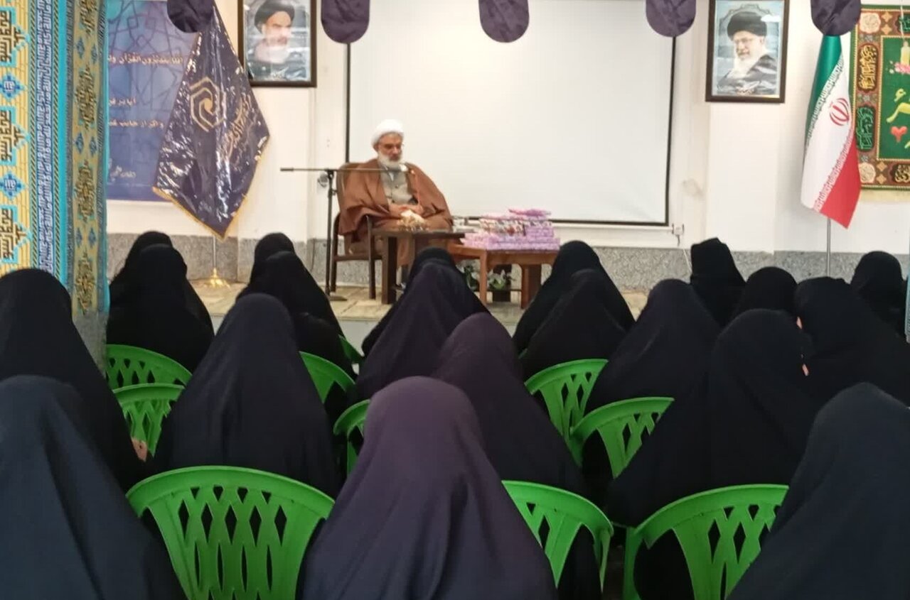 جلسه اخلاق هفتگی در مدرسه علمیه تخصصی حضرت زینب کبری علیها‌السلام رفسنجان