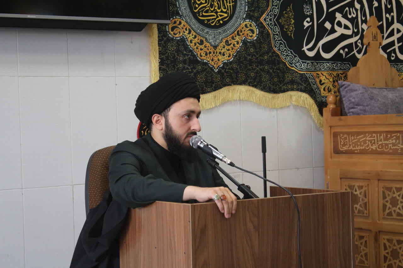 نشست بررسی ظرفیت‌ حوزه علمیه در عرصه تبلیغ در کرمان برگزار شد+عکس