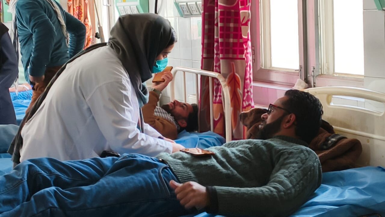 जम्मू - कश्मीर; तंजीमुल मकातिब और एसडीएच मगाम के सहयोग से रक्तदान शिविर / युवाओं का अद्भुत इंसानियत का जज्बा