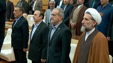 رئیس‌جمهور وارد قزوین شد