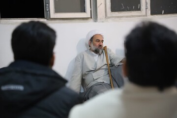 حضور امام جمعه زاهدان در جمع دانشجویان دانشگاه سیستان و بلوچستان+عکس