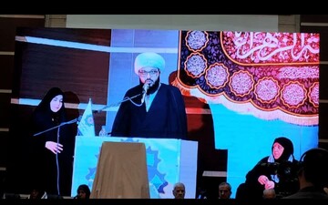 فیلم | رونمایی از کتاب ۲۴ نفر در خاک سوسنگرد