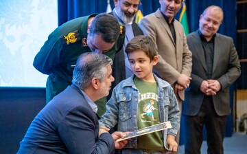 تصاویر/ برگزاری رویداد ملی «قهرمان» همزمان با هفته کتاب و هفته بسیج در اراک