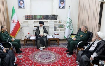 بسیج میراث ماندگار امام راحل و نماد همراهی مردم با نظام است