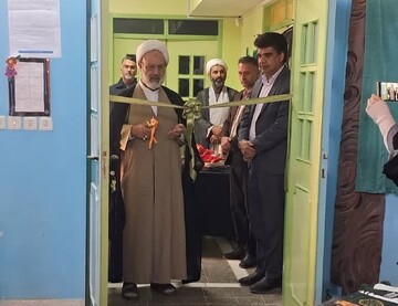 افتتاح نمایشگاه کتاب مدرسه علمیه خواهران میبد همزمان با هفته کتاب و کتابخوانی+تصاویر