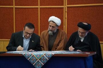 تصاویر /  سفر نماینده ولی فقیه و ریاست سازمان اوقاف و امورخیریه کشور به استان قزوین