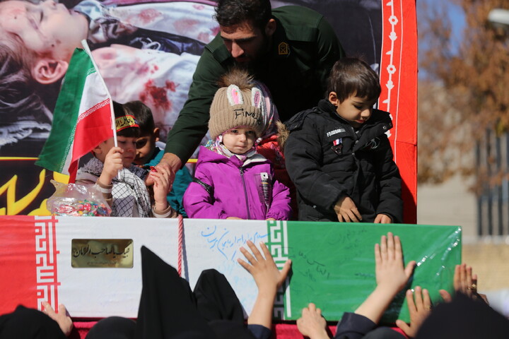 تصاویر/ استقبال از کاروان اهالی بهشت درشهرهای چادگان ، بوئین میاندشت و فریدونشهر اصفهان