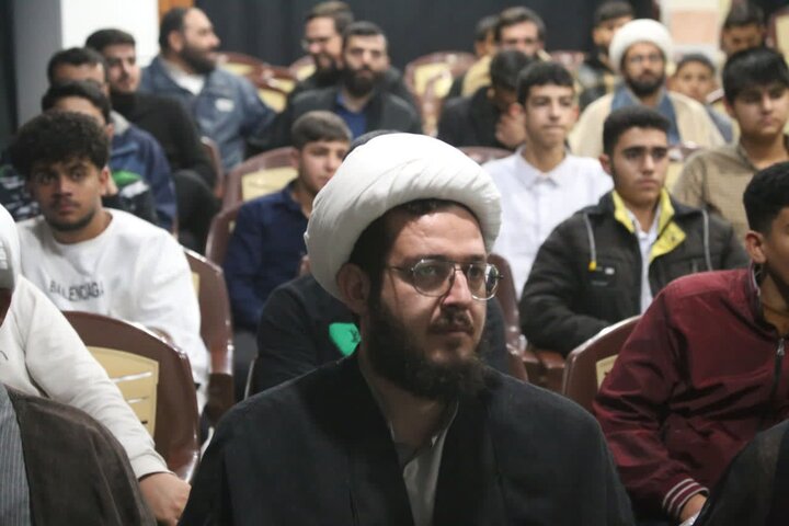 تصاویر/ افتتاحیه مسابقات  فرهنگی ورزشی طلاب و روحانیون در ایلام