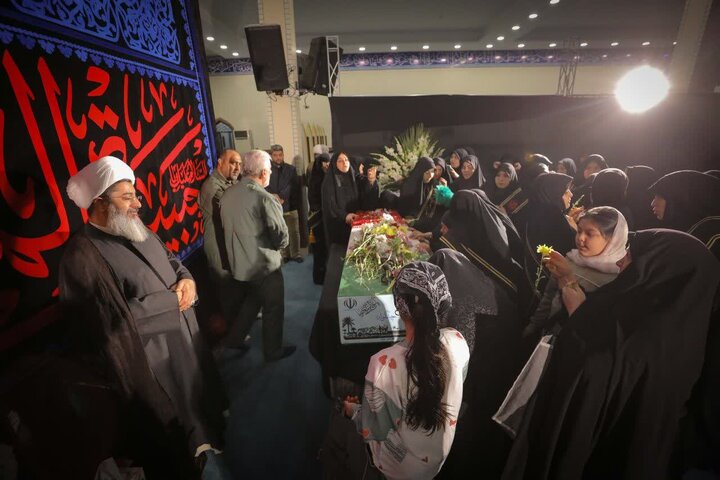 تصاویر/ مجلس روضه شهادت حضرت زهرا(س) در مصلای امام خمینی(ره) هشتگرد