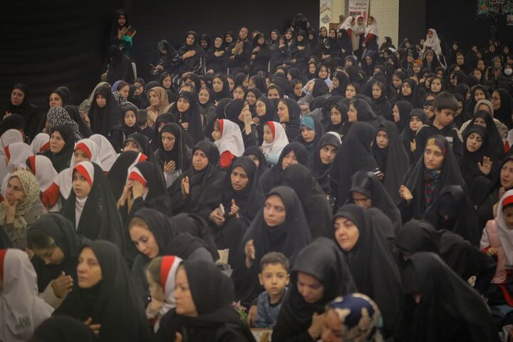 تصاویر/ مجلس روضه شهادت حضرت زهرا(س) در مصلای امام خمینی(ره) هشتگرد