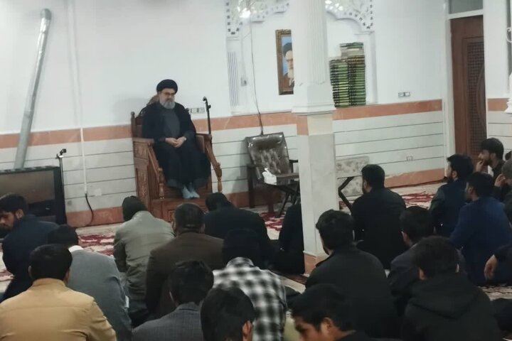 مدرسہ القائم، قم میں درسِ اخلاق کا انعقاد / مجلس وحدت مسلمین کے وائس چیئرمین کی طلاب کو نصیحتیں