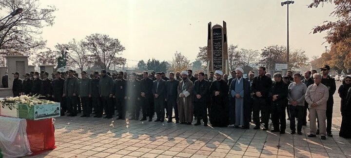 تصاویر/ آیین غبارروبی و عطرافشانی مزار شهدا و  بدرقه شهید گمنام در نقده