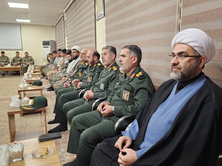 تصاویر/دیدار فرمانده سپاه بیت‌المقدس با نماینده ولی فقیه در کردستان