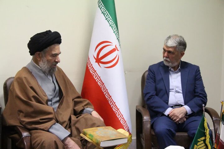 تصاویر/دیدار وزیر فرهنگ و ارشاد اسلامی با امام جمعه بروجرد