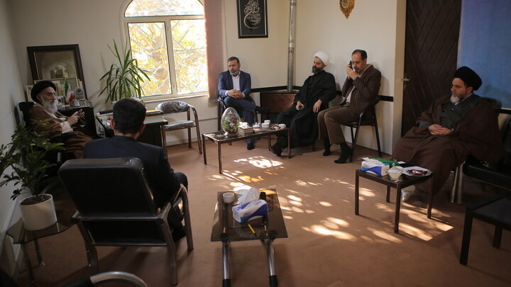 تصاویر/دیدار نماینده مردم همدان در مجلس شورای اسلامی با مدیر حوزه علمیه استان