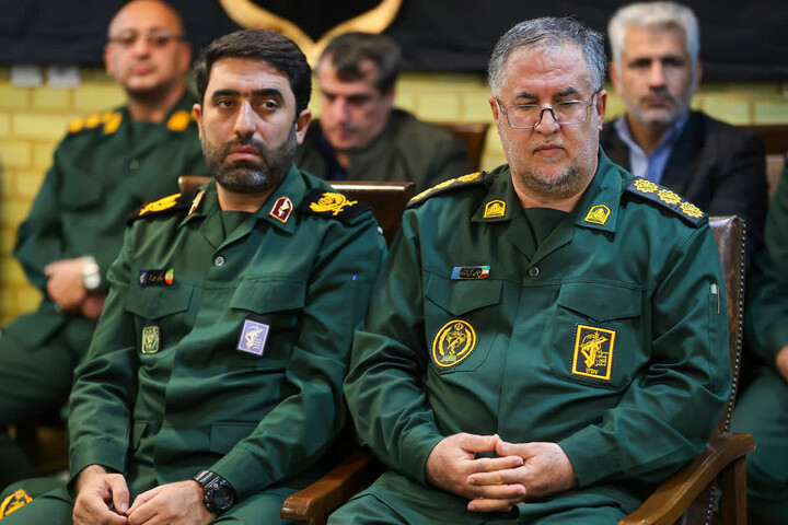 تصاویر | دیدار فرماندهان و مسئولان رده های بسیج در استان آذربایجان شرقی با  امام جمعه تبریز