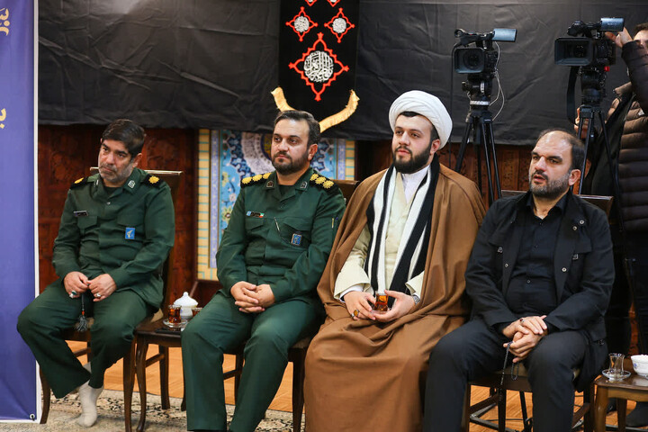 تصاویر | دیدار فرماندهان و مسئولان رده های بسیج در استان آذربایجان شرقی با  امام جمعه تبریز