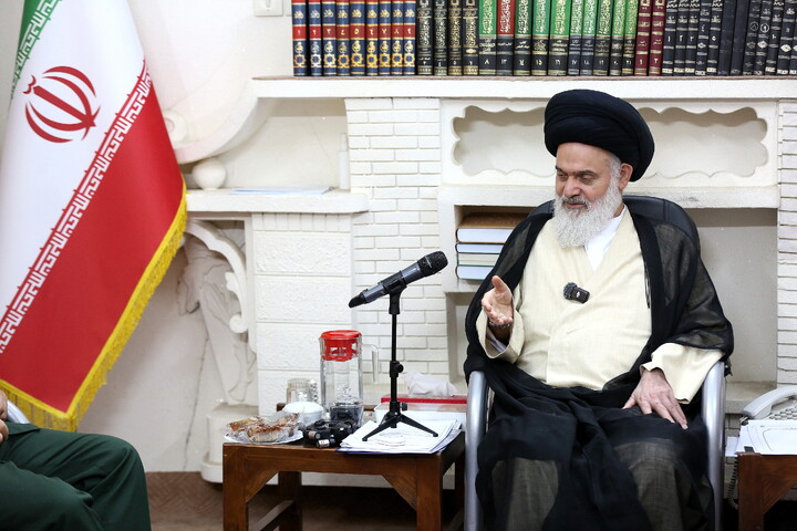 تصاویر/ دیدار رئیس سازمان بسیج مستضعفین با آیت الله بوشهری