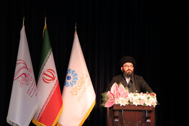 تصاویر / آیین گرامیداشت روزکتاب، کتابخوانی و کتابدار زنجان